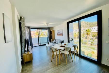 Royal Palm 22 Luxurious 3 Bedroom Penthouse Nerja Exterior photo